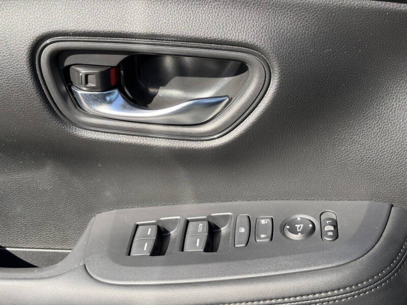 2023 Honda HR-V LX