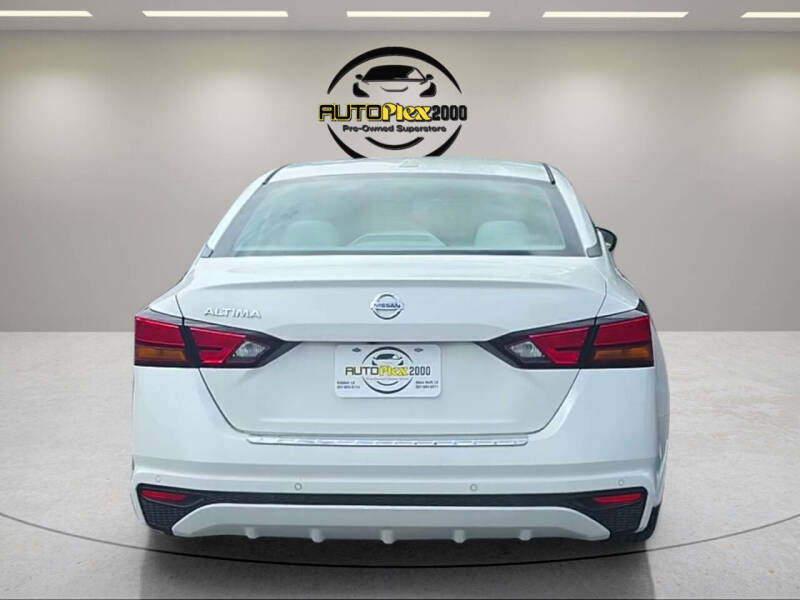 2021 Nissan Altima 2.5 SV