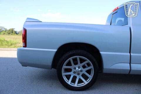 2005 Dodge Ram 1500 SRT-10