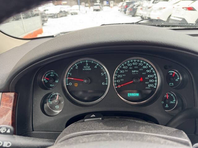 2013 Chevrolet Avalanche LT Black Diamond