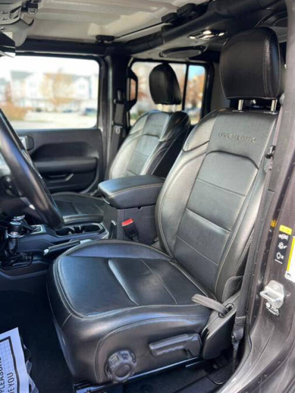 2022 Jeep Gladiator Overland