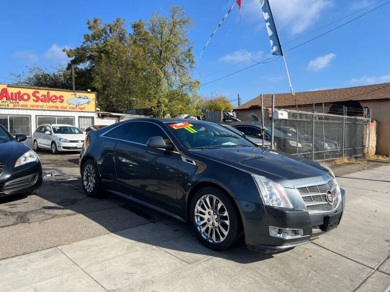 2011 Cadillac CTS null photo 2