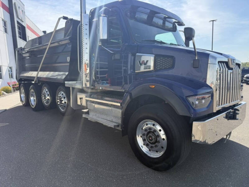 2025 Western Star 47X