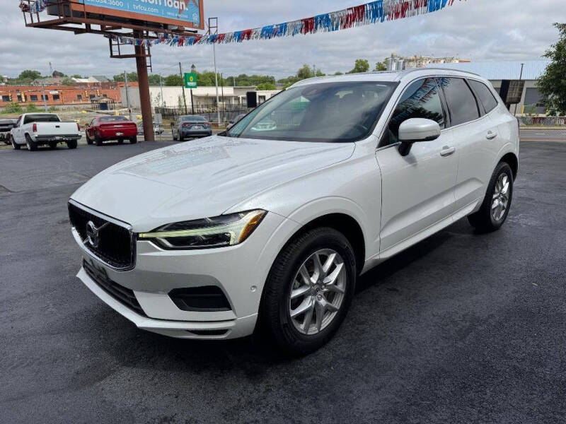 2018 Volvo XC60 T5 Momentum