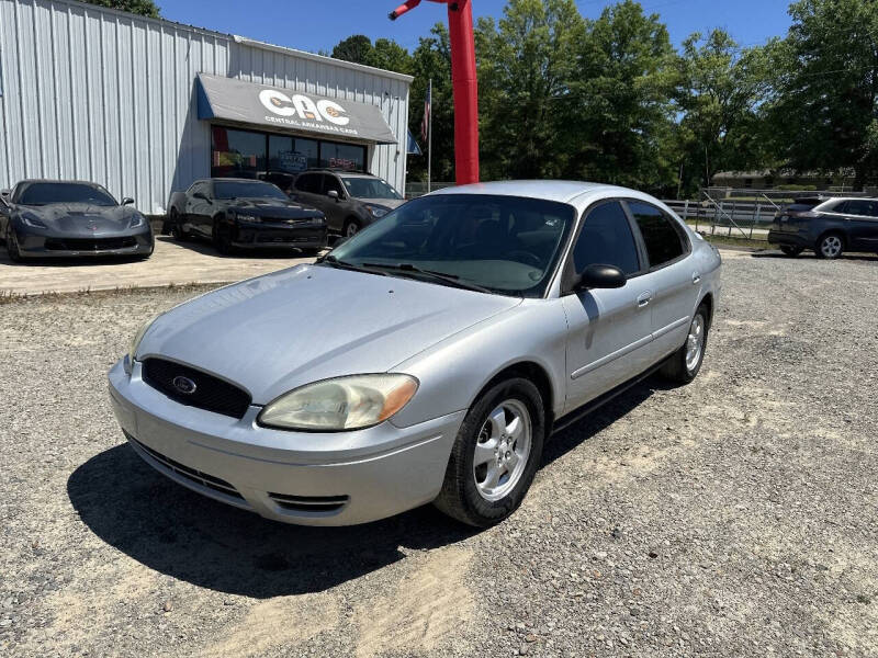 2004 Ford Taurus SE