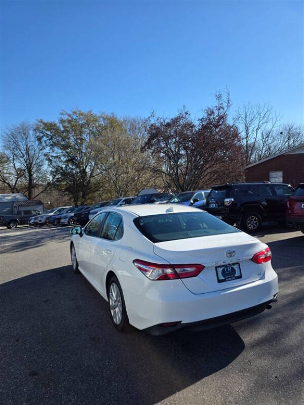 2019 Toyota Camry LE