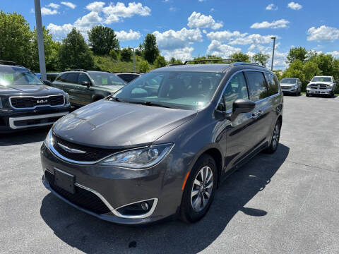 2020 Chrysler Pacifica Touring L Plus