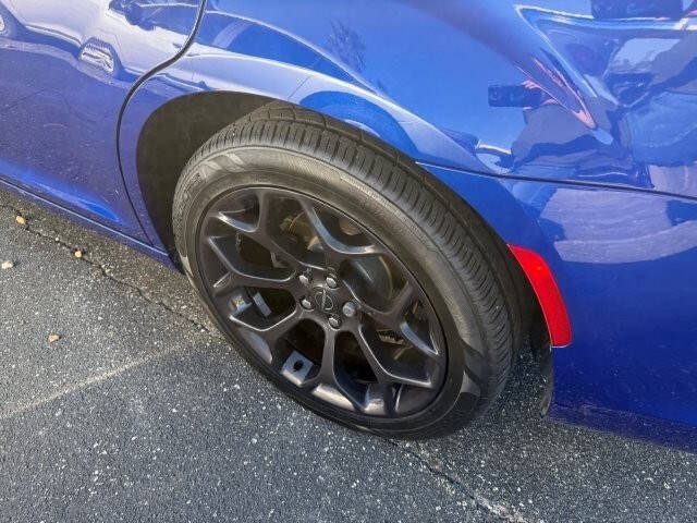 2019 Chrysler 300 Touring