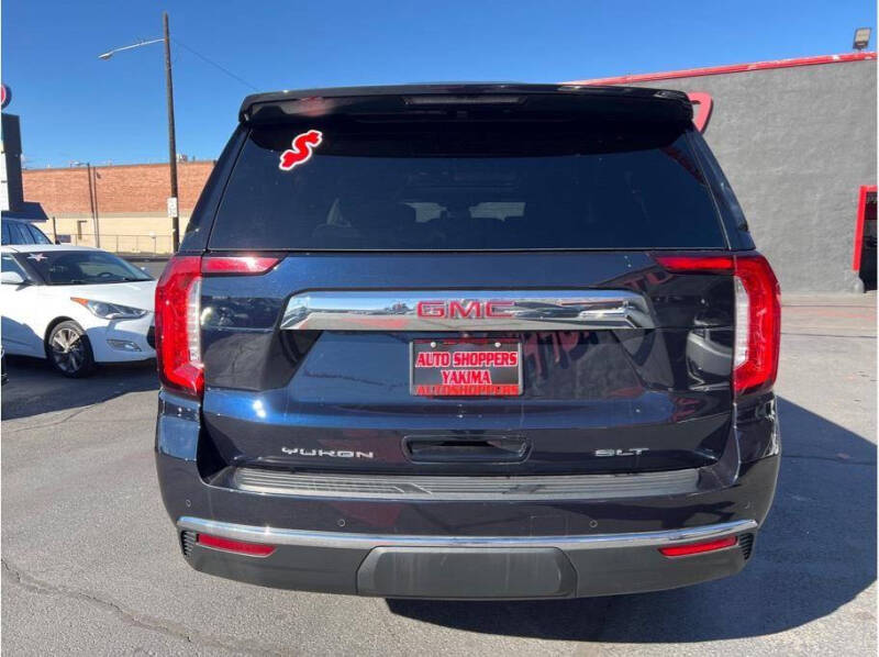 2023 GMC Yukon XL SLT