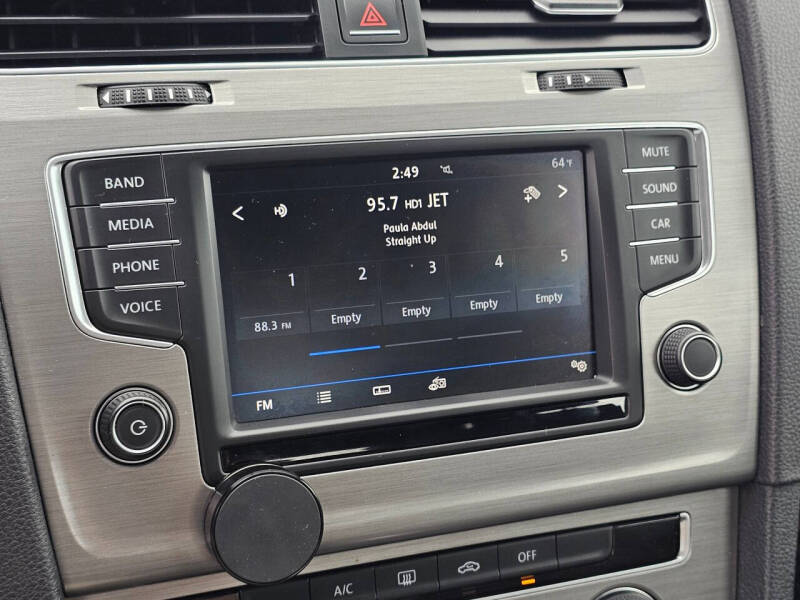 2017 Volkswagen Golf