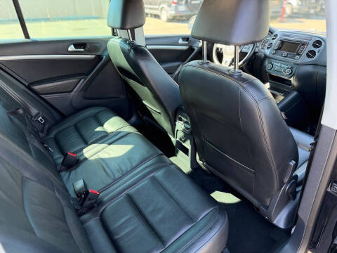 2012 Volkswagen Tiguan SEL