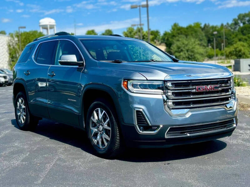2022 GMC Acadia SLT