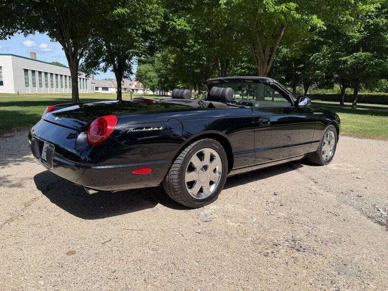 2002 Ford Thunderbird Deluxe