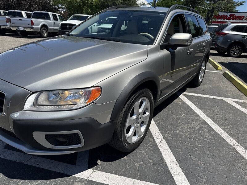 2011 Volvo XC70 T6