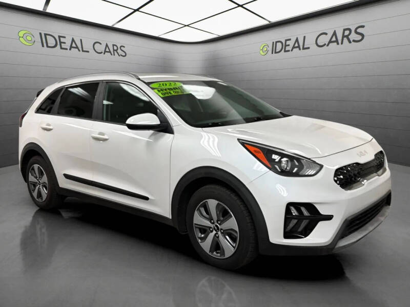 2022 Kia Niro LX