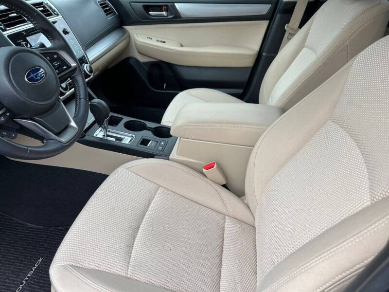 2019 Subaru Outback 2.5i Premium