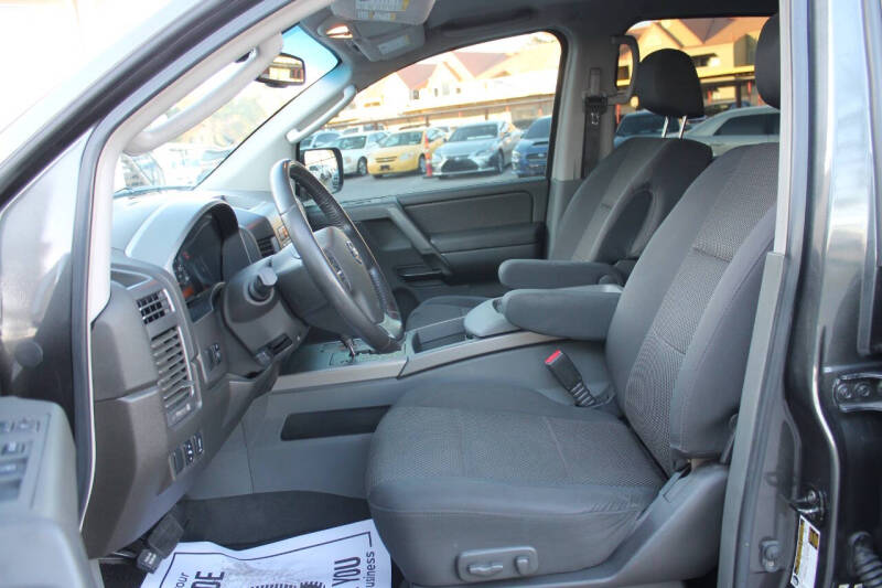 2007 Nissan Armada SE
