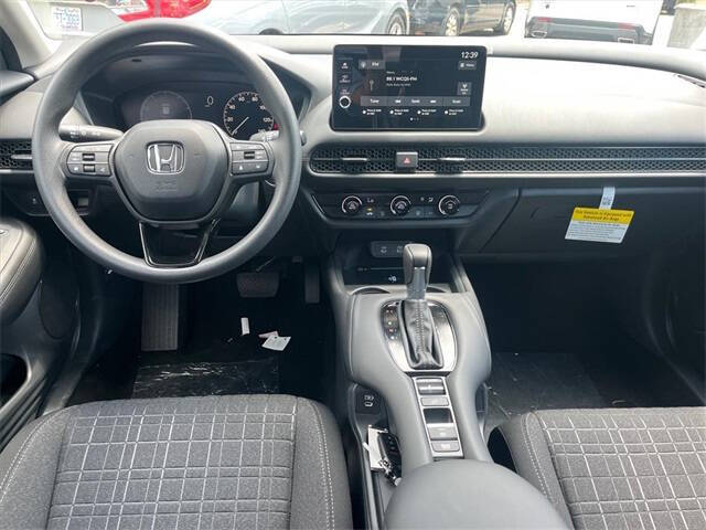 2027 Honda HR-V LX