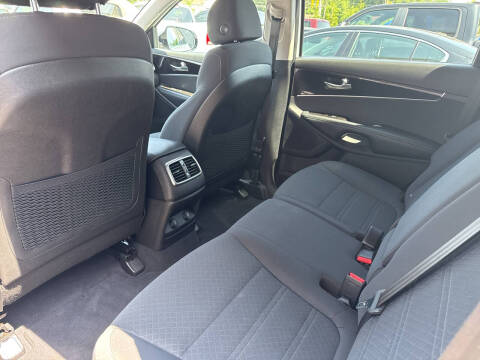 2018 Kia Sorento LX