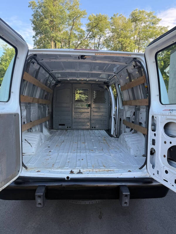 2014 Ford E-Series E-250