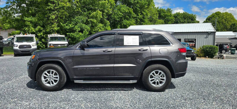 2020 Jeep Grand Cherokee Laredo
