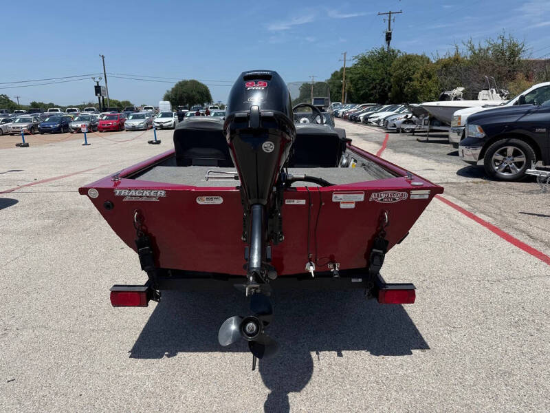 2019 Tracker Pro 160