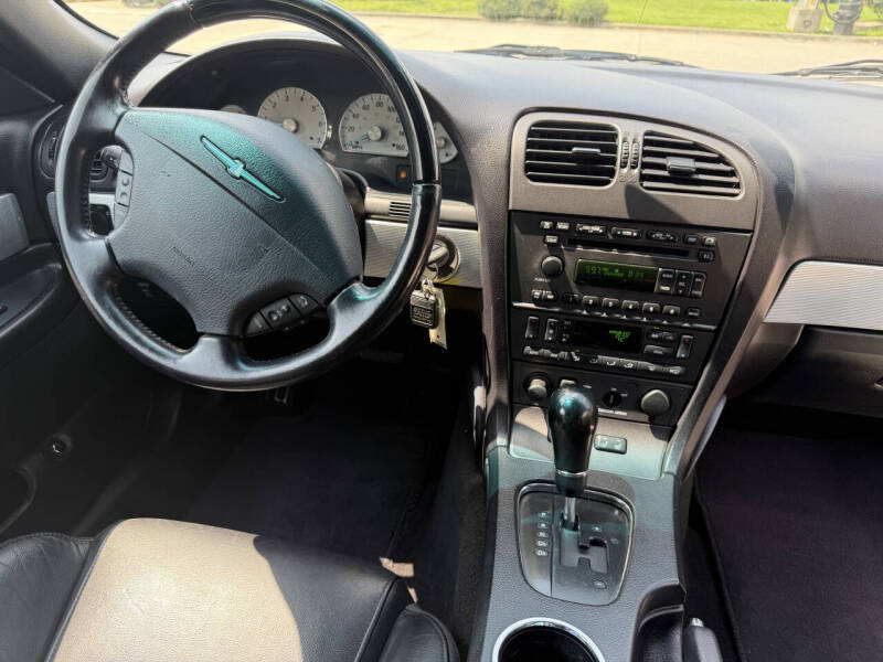 2004 Ford Thunderbird Deluxe