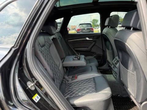 2025 Audi SQ5 3.0T quattro Premium Plus