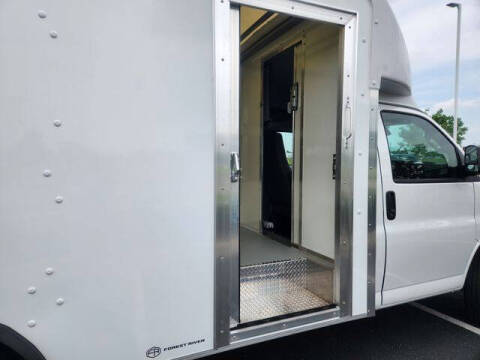 2024 Chevrolet Express 3500