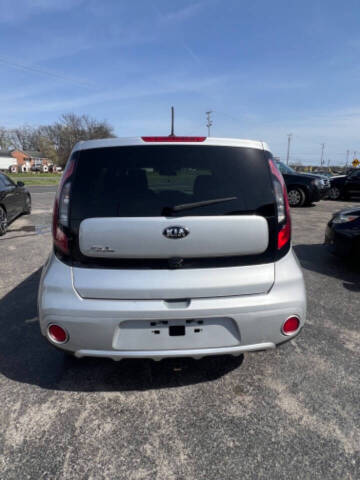 2018 Kia Soul +