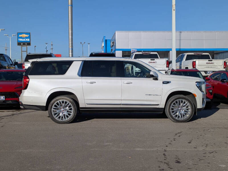 2023 GMC Yukon XL Denali