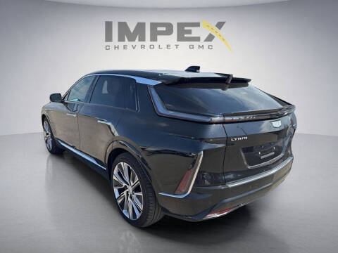 2024 Cadillac LYRIQ Luxury 3