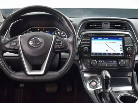 2017 Nissan Maxima