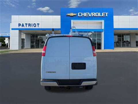 2024 Chevrolet Express 2500