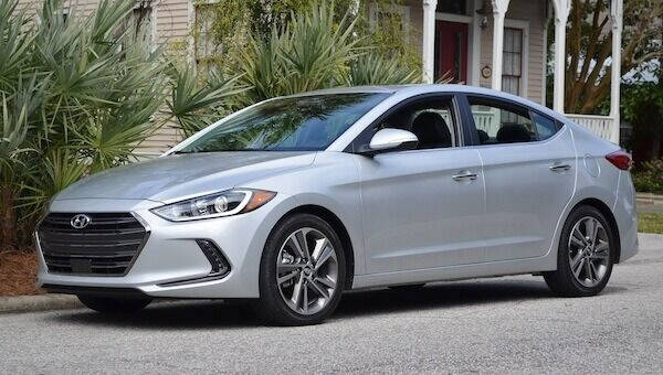 2017 Hyundai Elantra for sale at RED TAG MOTORS in Sycamore IL