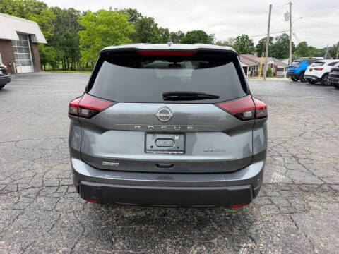 2024 Nissan Rogue SV