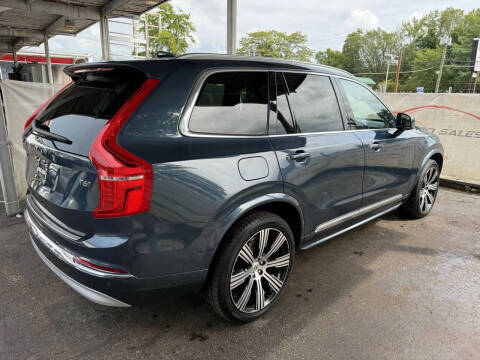 2022 Volvo XC90 T6 Inscription 7-Passenger