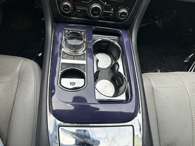 2011 Jaguar XJ