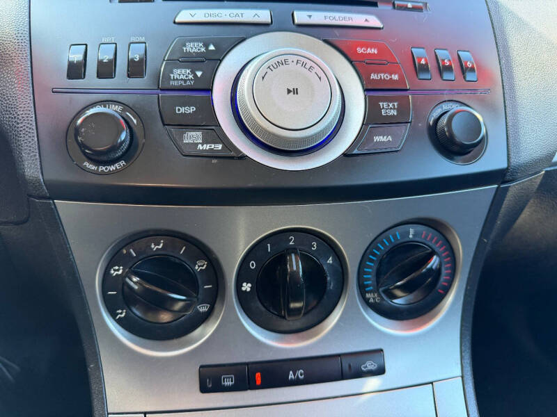 2010 Mazda MAZDA3 i Touring