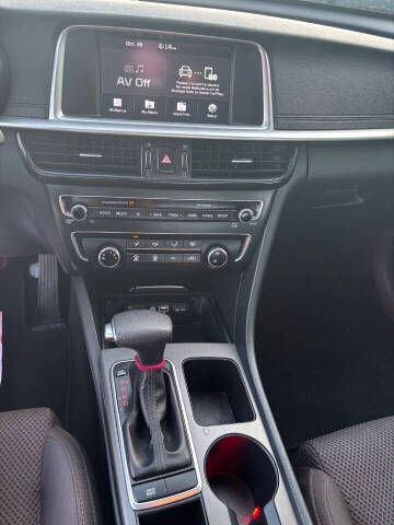2020 Kia Optima LX