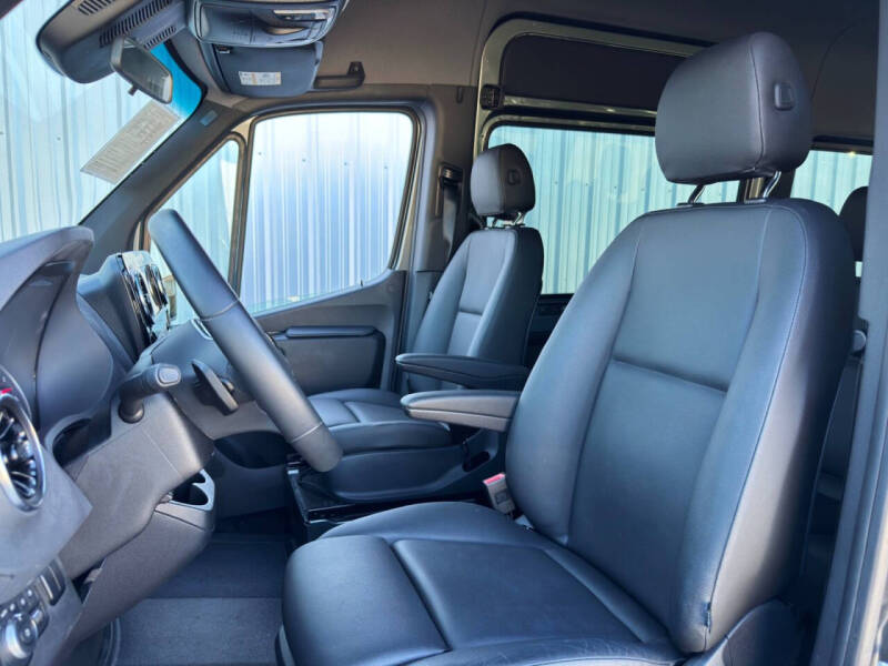 2024 Mercedes-Benz Sprinter 2500