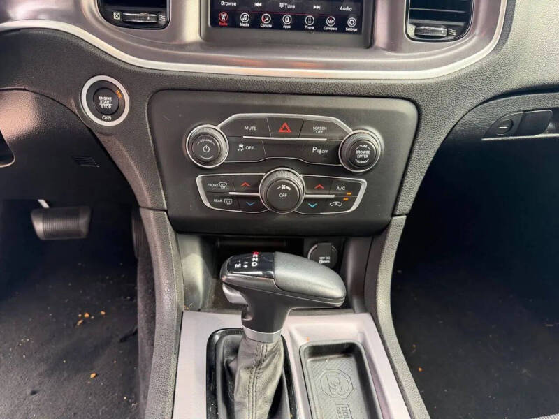 2020 Dodge Charger SXT