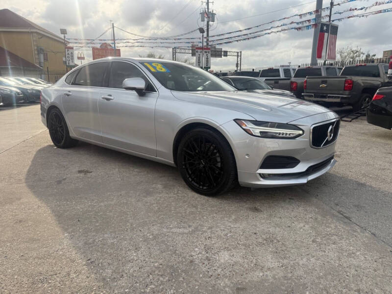 2018 Volvo S90 T5 Momentum