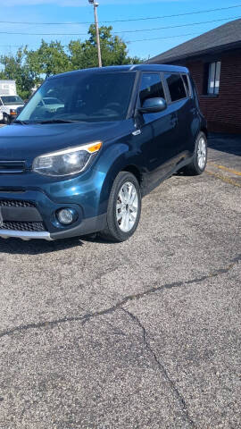2017 Kia Soul +