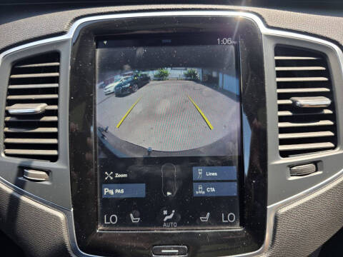 2019 Volvo XC90 T6 Momentum