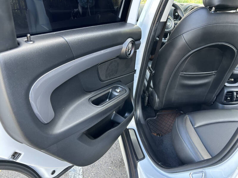 2017 MINI Countryman Cooper S