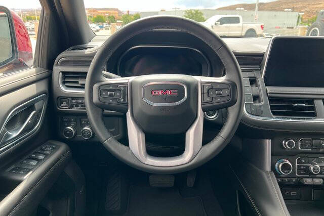 2024 GMC Yukon XL SLT