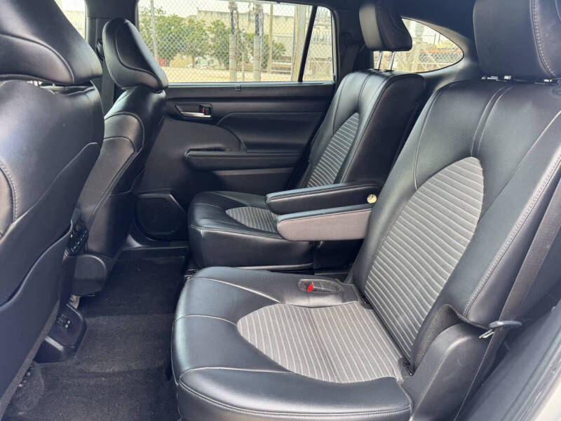 2024 Toyota Highlander XSE