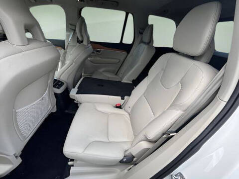 2022 Volvo XC90 Recharge T8 Inscription Expression 7P