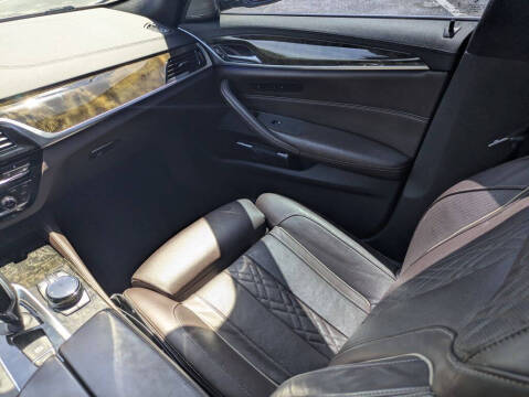 2017 BMW 5 Series 540i